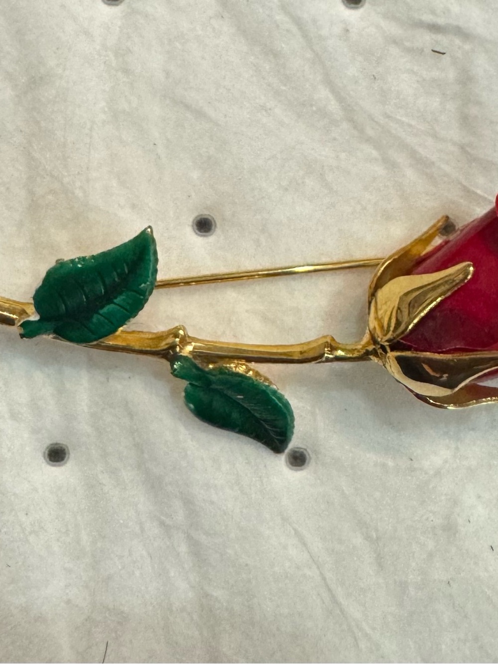Classic Vintage 1960’s Gold-Tone Red Rose Brooch with Green Leaves Botanical